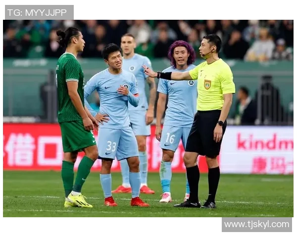 深圳足球队的配合变革引发热议探索新战术与团队协作的未来之路